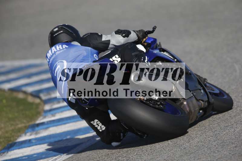 /Archiv-2024/02 29.01.-02.02.2024 Moto Center Thun Jerez/Gruppe blau-blue/backside